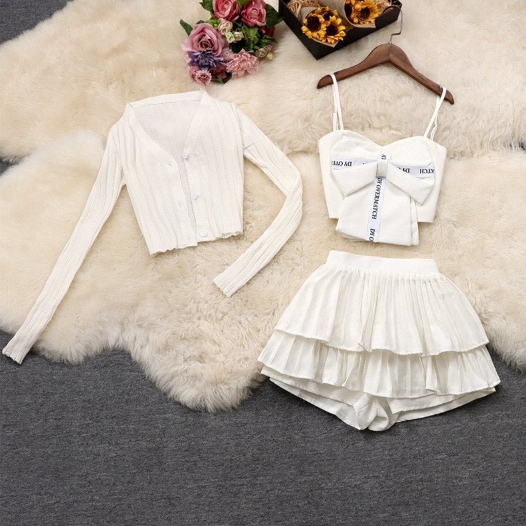 Emilia Three Piece Set - GLADANDGLAM